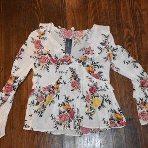 American Eagle Flower Blouse